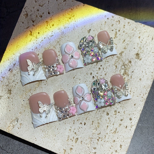 Press On Nails 10-Piece Short Duckbill Set with White French Tips, Golden Butterfly and 3D Carved Flower