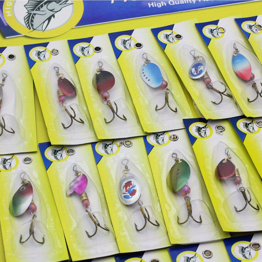 Fishing Lure Set 30-Piece Assorted Metal Spinner and Spoon Baits with Reflective Colors, Hooks and Display-Card Packaging