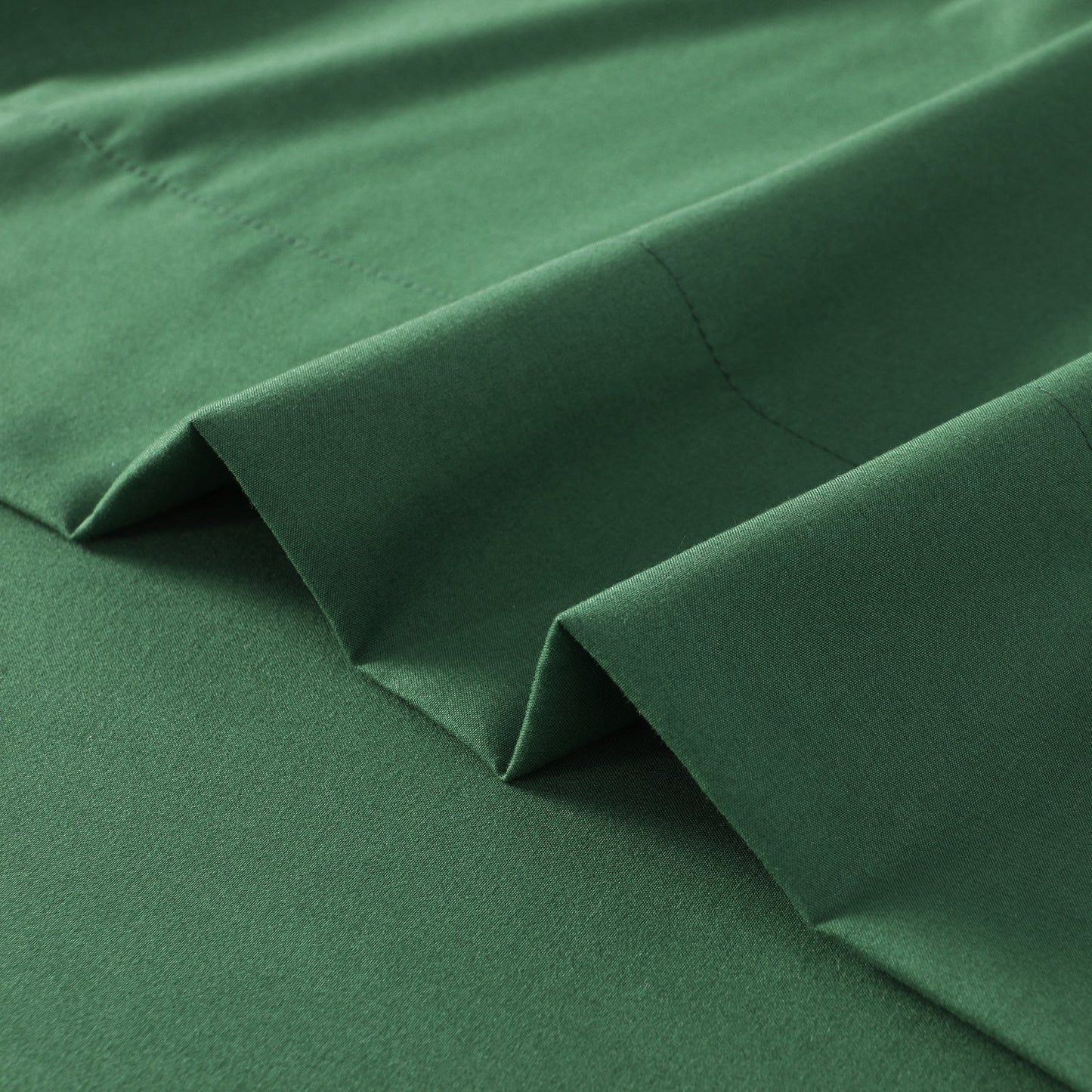 Bed Sheet Set 100 GSM Microfiber in 4- or 6-Piece Configuration with Four Sizes and Twelve Solid Colors