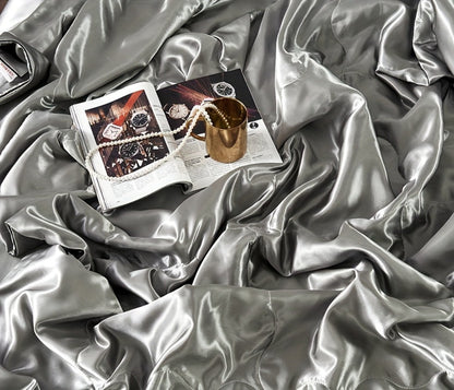 Satin-Look Summer Quilt in White, Silvery Grey, Pink or Lake Blue with Twin and Full Sizes