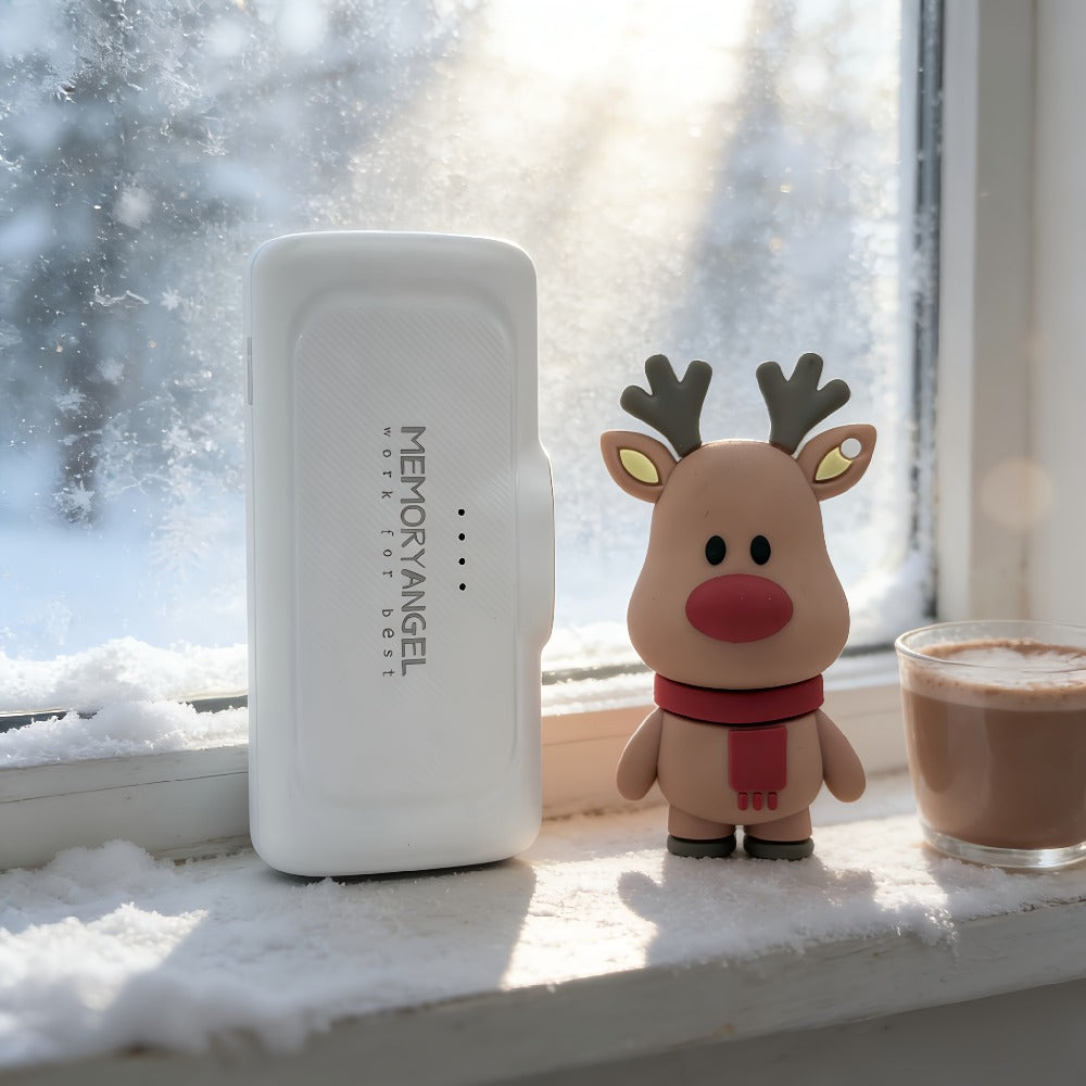 5000mAh Direct-Plug USB-C Power Bank with 22.5W Marking, Phone Stand and Four Color Options