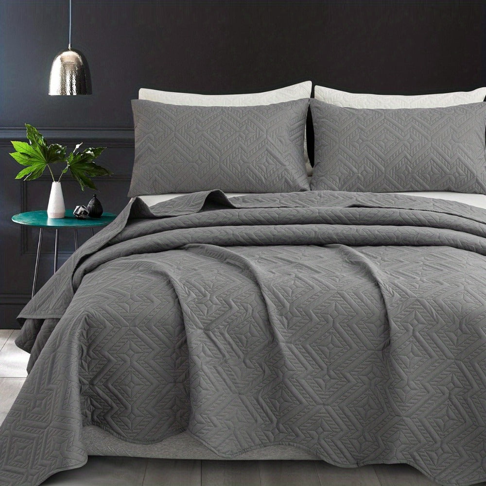 Rhombus-Pattern Three-Piece Bedspread Set in Khaki, Matcha, Blue and Grey with Twin to King Sizes