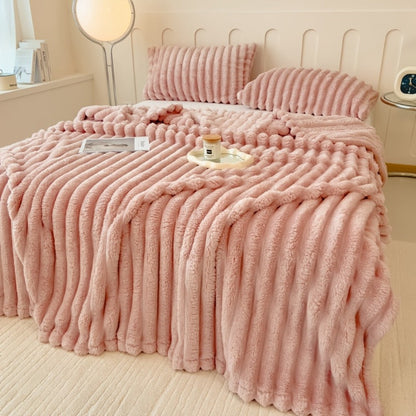 Plush Faux Fur Blanket – Imitation Rabbit Fur 300-350gsm Knit Throw for Sofa, Bed & Travel, All Season, 3 Colors, 2 Sizes