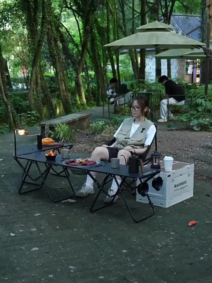 Folding Camping Table Portable Lightweight 3-Leg Outdoor Table for Picnic BBQ, for Camping, Travel and Outdoor Use