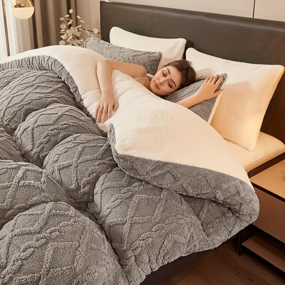 Geometric Plush Comforter in Silvery Grey or Blue with Five Sizes from 53.15 x 78.74 to 103.94 x 90.16 Inches