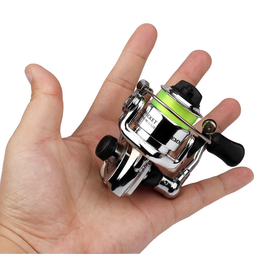 Mini Spinning Fishing Reel with Folding Handle, Green Line Spool and Compact 9 x 9 x 8 cm Profile