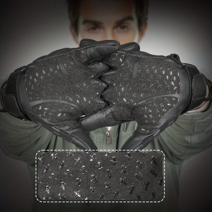 Full-Finger Tactical Gloves with Touchscreen Panels, Camouflage Finish and Anti-Slip Palm Design