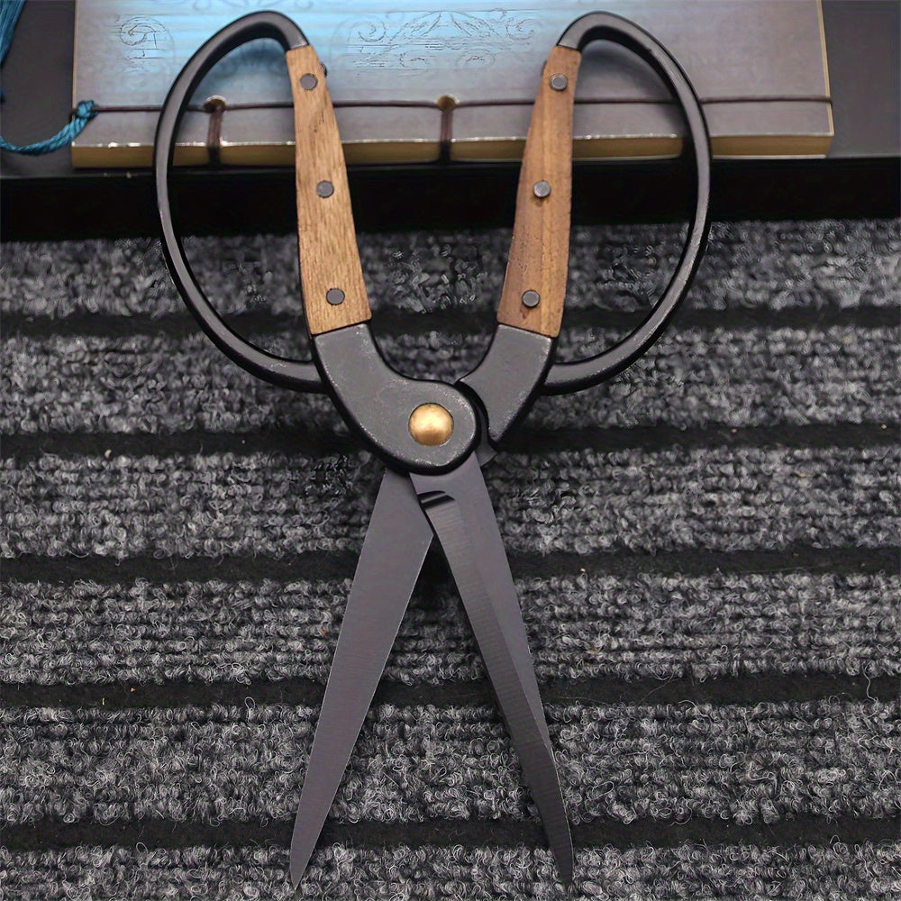Two-Piece Long-Loop Garden Pruning Shears Set with Wooden Grip Inlays and Black Straight Blades