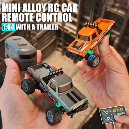 Mini Remote Control Pickup Truck with Detachable Trailer, Five Color Options and Spring Suspension