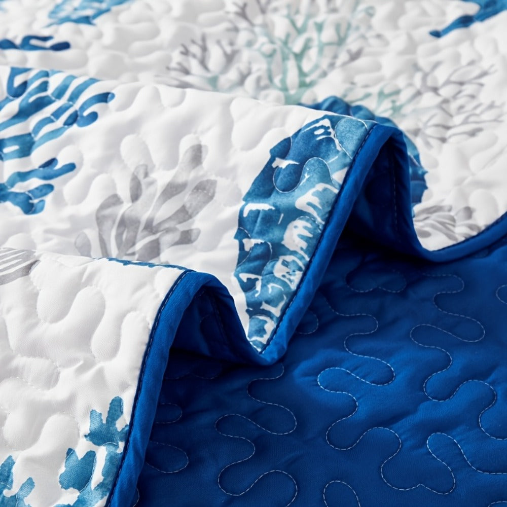 Three-Piece Ocean-Print Duvet Cover Set with Two Pillowcases in Twin, Full-Queen or King Sizes
