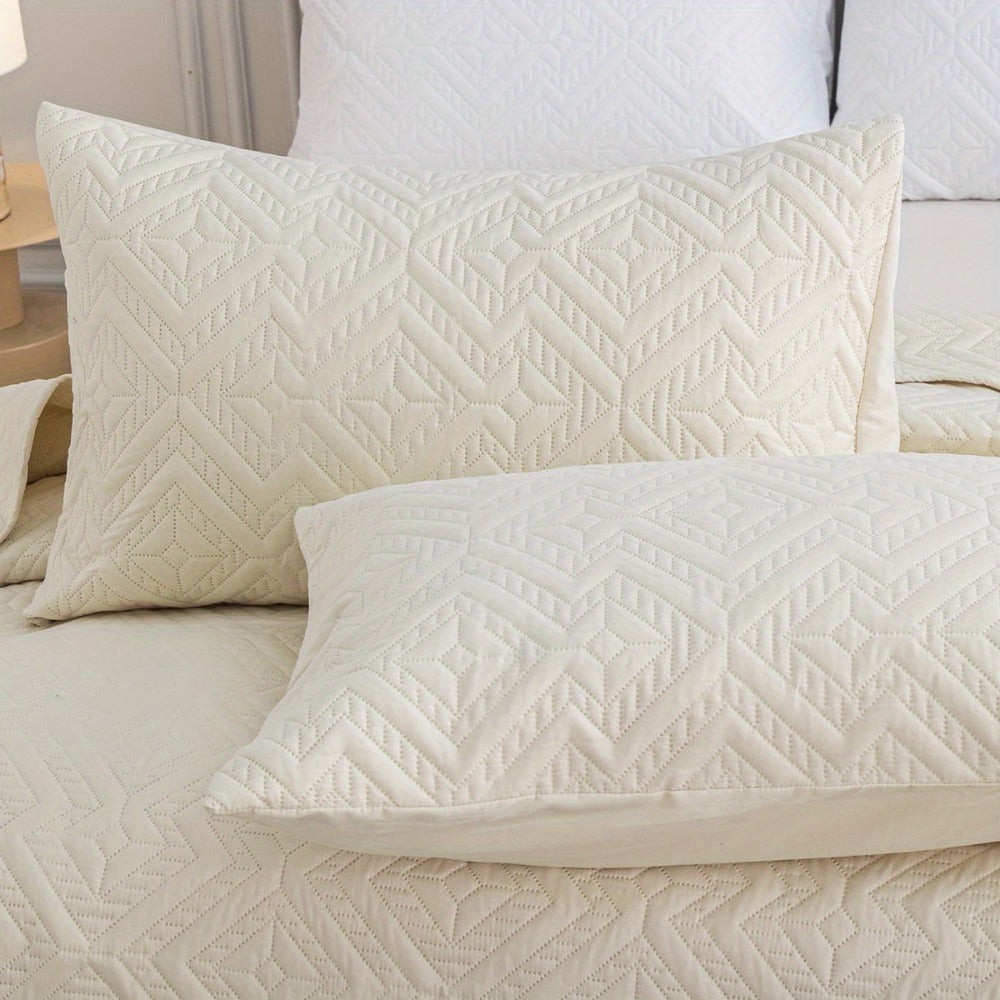 Rhombus-Pattern Three-Piece Bedspread Set in Khaki, Matcha, Blue and Grey with Twin to King Sizes