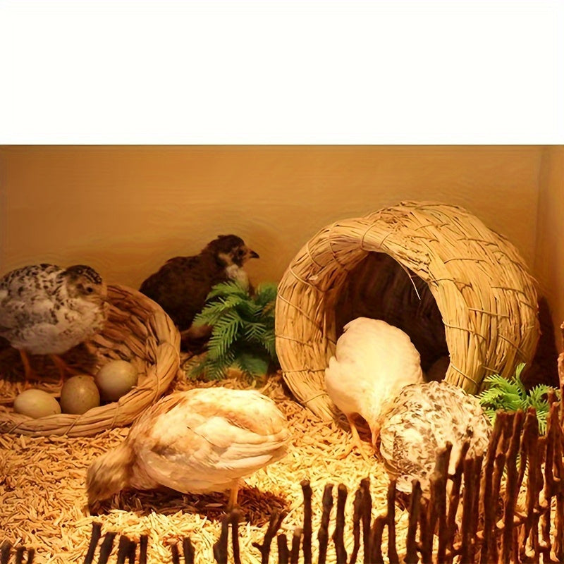 Handwoven Straw Nesting Basket with Soft Inner Lining, Round Opening and 12 cm Pictured Diameter