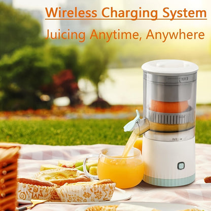 Green-K USB-Charging Citrus Press with Clear Reamer Chamber, Spout, 23.7cm Height and 10.6cm Width