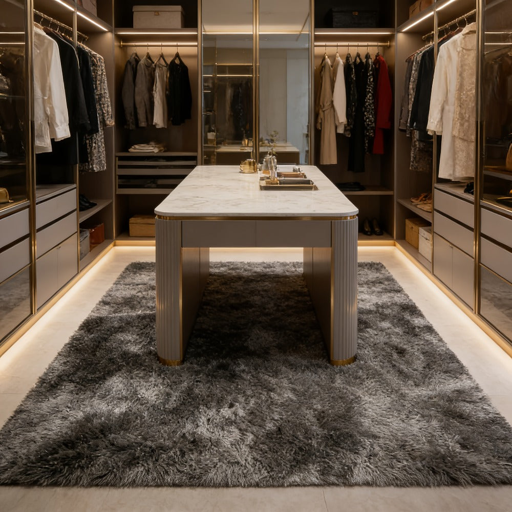 Area Rug Faux-Fur Tufted Collection at 650 g/m² with 22 Colors and Ten Retained Size Listings