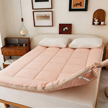 Mattress Topper Flannel Bubble Quilt with Fiber Fill, Foldable Format and Five Color Options