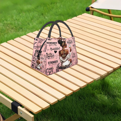 Insulated Lunch Bag with Wine-Tasting Pattern and 10.6 x 6.3 x 6.7 Inch Checkout Size for Daily Carry