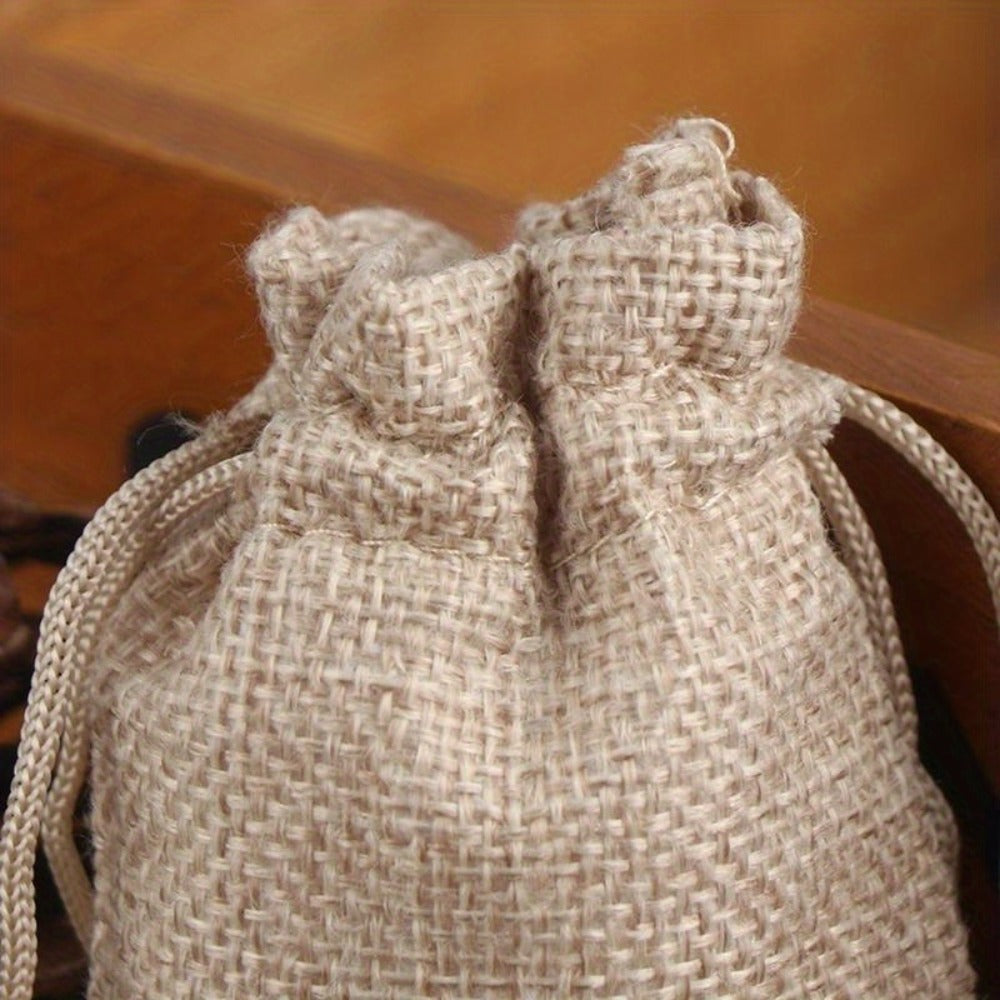 Natural Jute Drawstring Gift Bags, 50-Piece Set in 2.76 x 3.54 or 3.54 x 4.72 Inch Sizes for Favors and Small Gifts