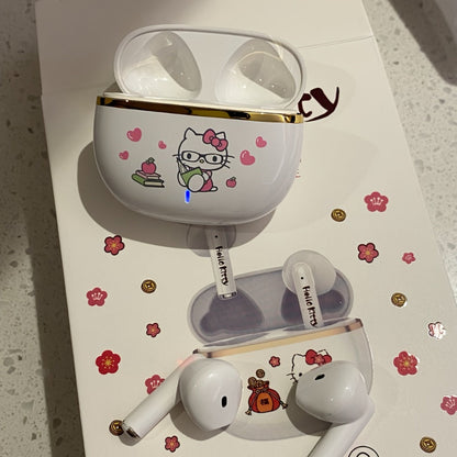 Sanrio Hello Kitty Kuromi Cinnamoroll Wireless Earbuds Bluetooth 5.0 Cute Kawaii Design 3 Styles Power Display Touch Control Girls Gift