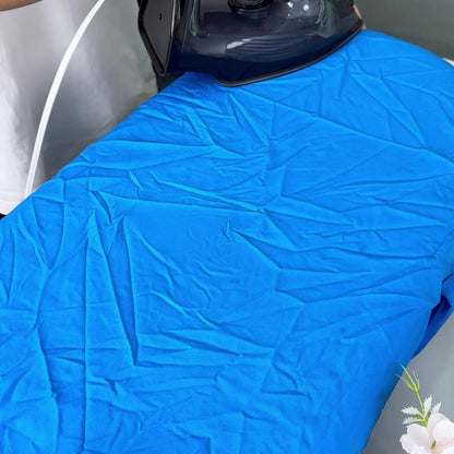 Black 1200W Steam Iron with Three Temperature Settings, Spray Button and Transparent Water Tank