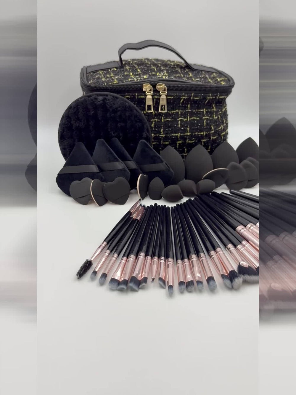 Makeup Brush Set, 47-Piece Cosmetic Kit with Wash Bag, Brush Sleeve, Butterfly Hair Band and Wrist Strap