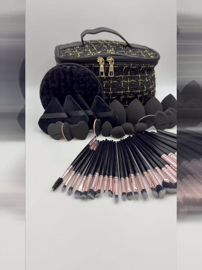 Makeup Brush Set, 47-Piece Cosmetic Kit with Wash Bag, Brush Sleeve, Butterfly Hair Band and Wrist Strap