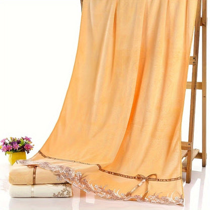 Towel Set 4-Piece 350GSM Lace Embroidery Bath and Hand Towels in Four Elegant Colors for Home and Guest Use