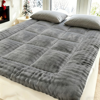 Mattress Topper Flannel Bubble Quilt with Fiber Fill, Foldable Format and Five Color Options