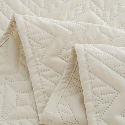 Rhombus-Pattern Three-Piece Bedspread Set in Khaki, Matcha, Blue and Grey with Twin to King Sizes