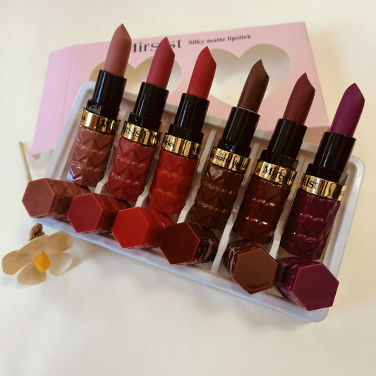 Berry Red Velvet Matte Lipstick Set 6 Colors Waterproof Long-Lasting Smudge-Proof – Non-Fading 12H Wear Velvety Lip Color for All Skin Types Daily Wear Special Events Holiday Gift Women