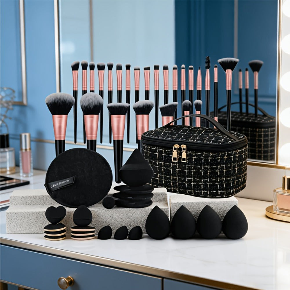 Makeup Brush Set, 47-Piece Cosmetic Kit with Wash Bag, Brush Sleeve, Butterfly Hair Band and Wrist Strap