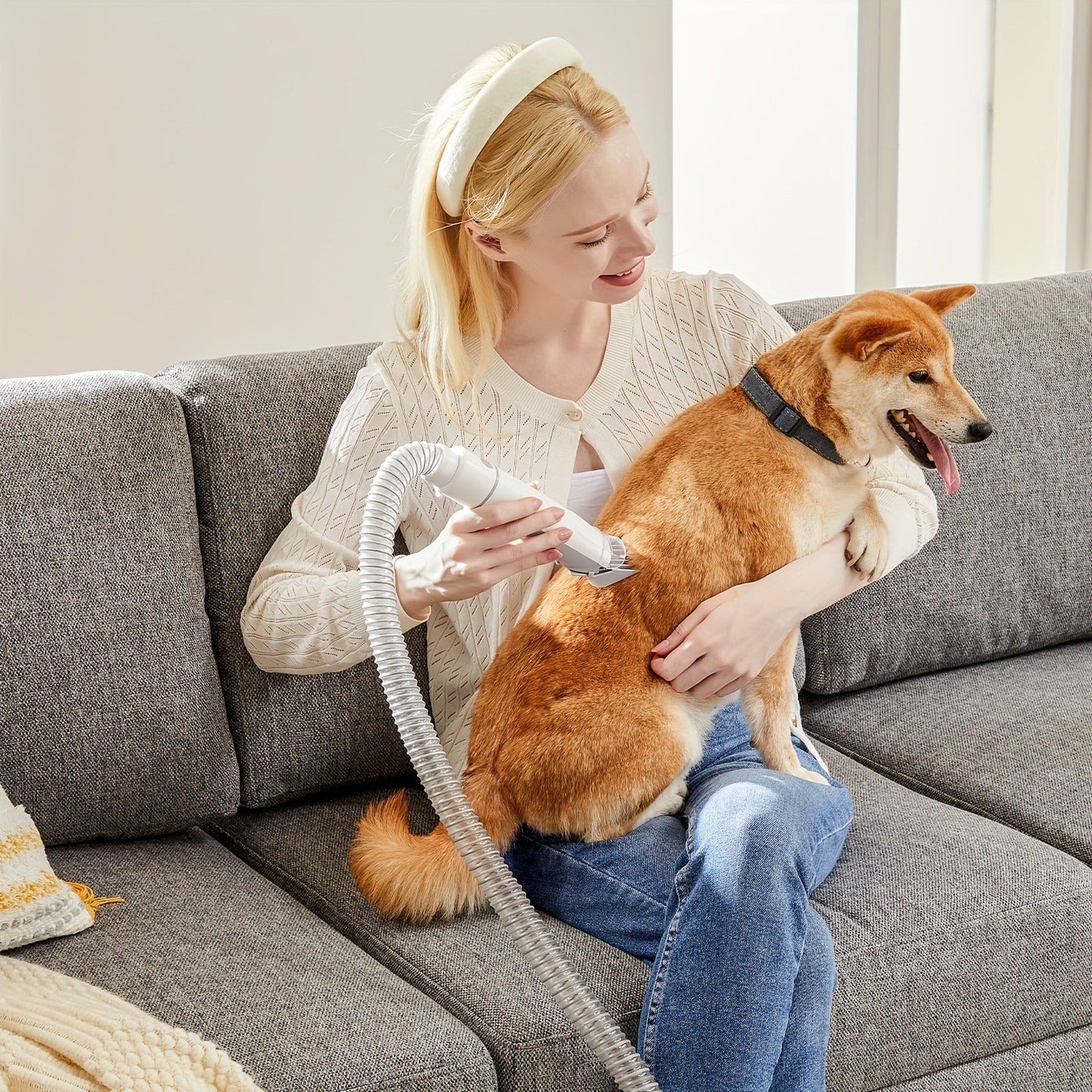 Pet Grooming Vacuum Kit, Five-in-One Suction System with Clippers, Six Guide Combs and Two Color Options