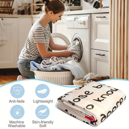 Love Message Flannel Blanket for Mom – 250-300gsm Soft Reversible All-Season Throw, Perfect Gift for Mother's Day & Birthday