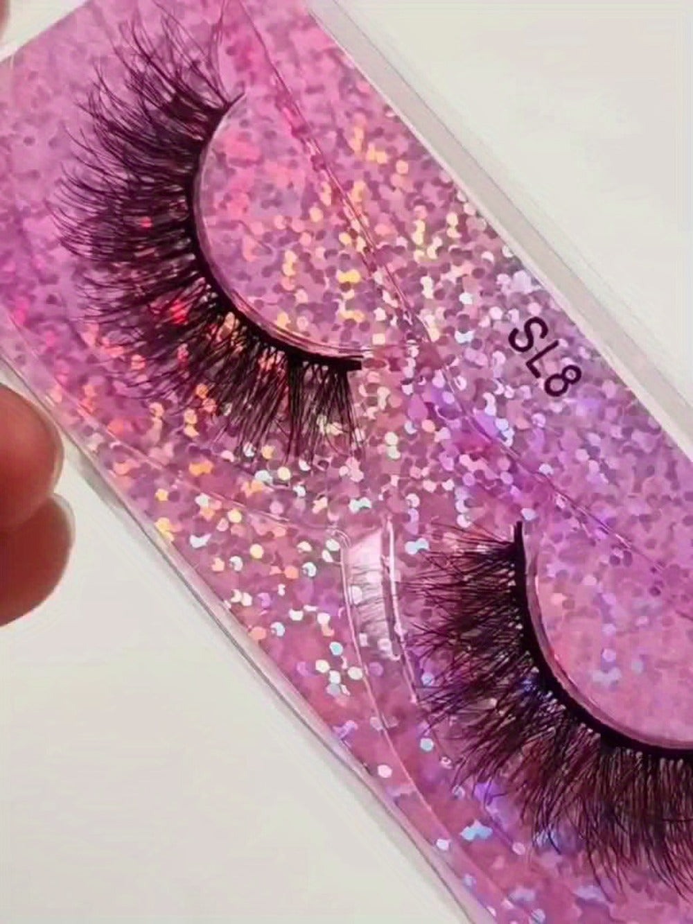 DD Curl False Eyelashes Multipack with 20 Pairs across Five Mixed Styles in Glitter-Top Round Cases