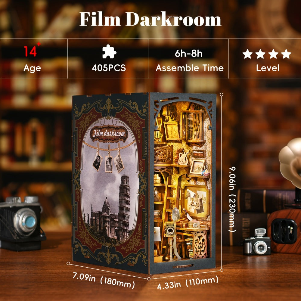 Film Darkroom Book Nook Kit with 405-Piece Vintage Photography Scene and Multiple Warm Lighting Points
