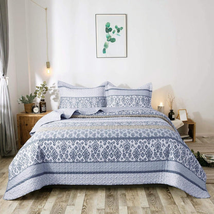 Lightweight Floral Quilt Set in Twin, Queen or King Sizes with 17 Paisley and Patchwork Color Options