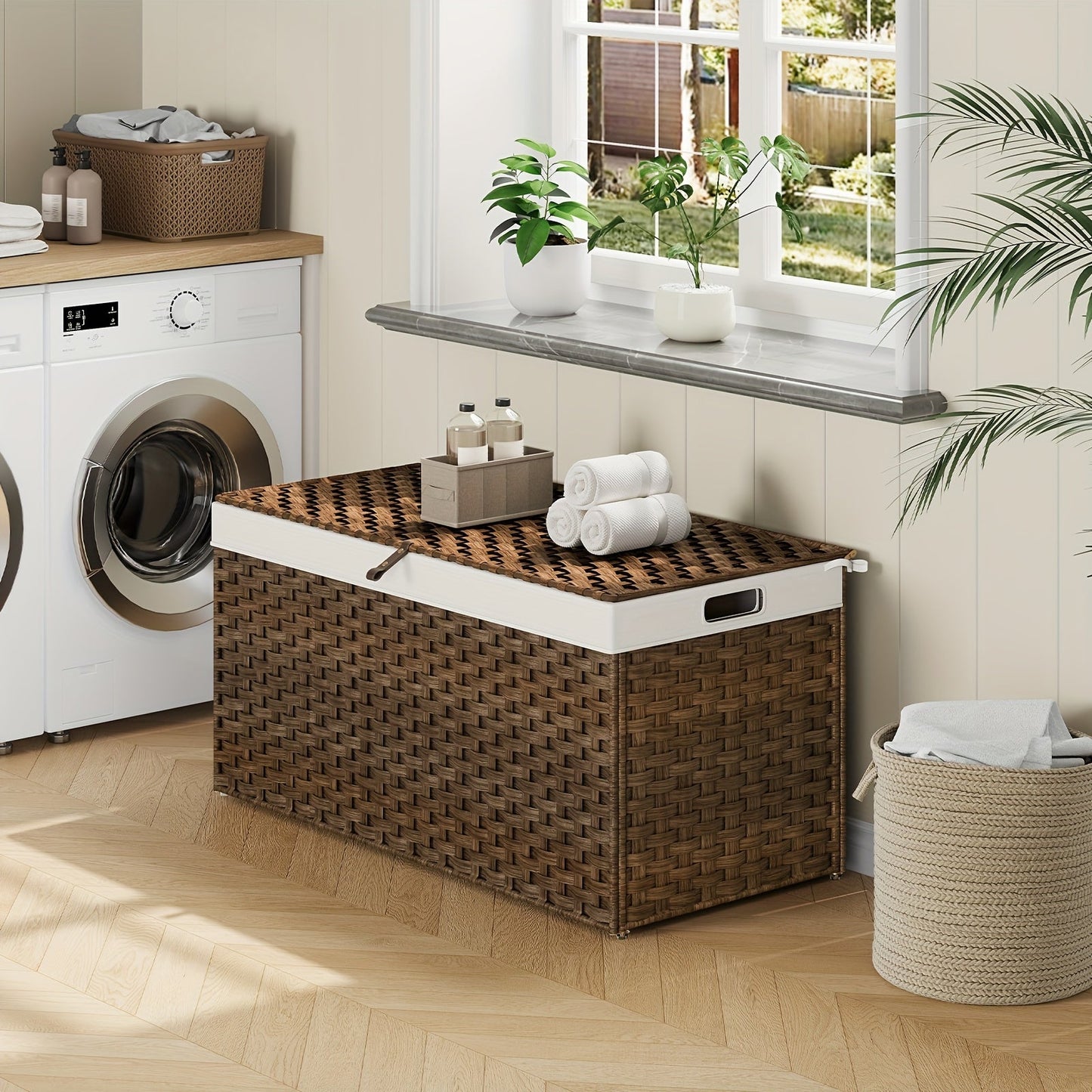 Large Storage Basket with Lid & Handles - 220L Handwoven Wicker Blanket Basket, Metal Frame, Soft Lining, Foldable for Bedroom, Laundry Room & Living Room