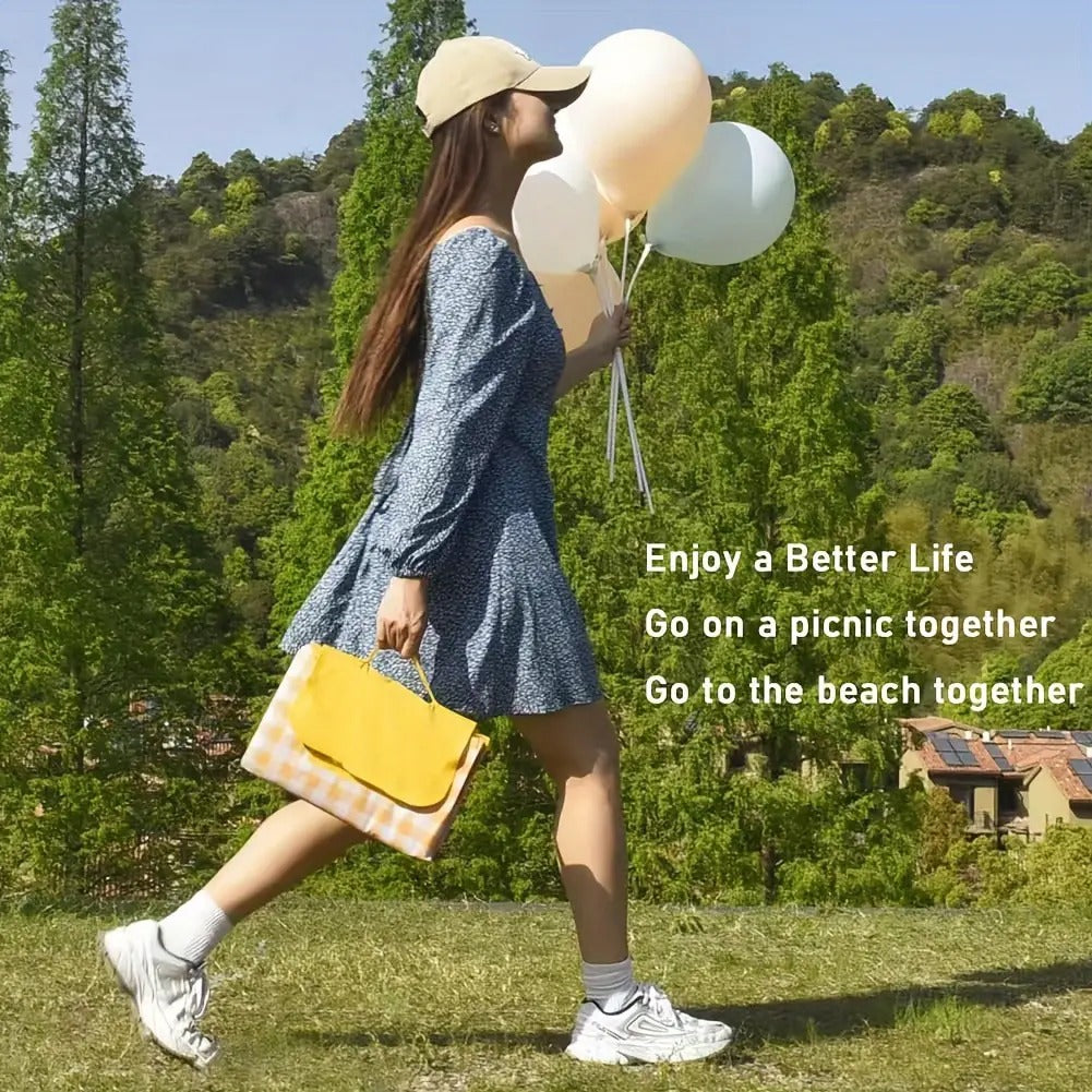 Picnic Blanket Large Outdoor Beach Blanket Waterproof Portable Camping Travel Mat for Family Park Lawn Barbecue Indoor Outdoor Use