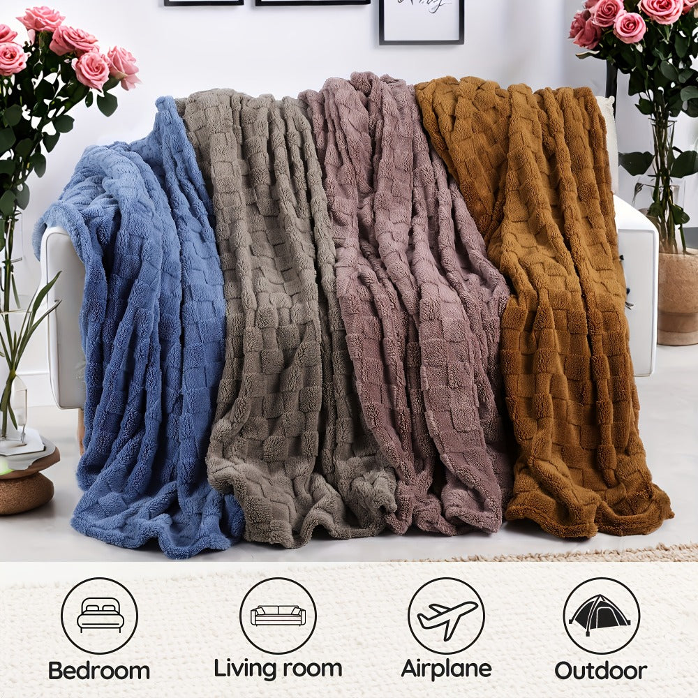 Quilted Flannel Throw Blanket – 180-200gsm Soft Warm All-Season Bed Cover, 17 Patterns, Rhinestone & Checker Designs, 2 Sizes