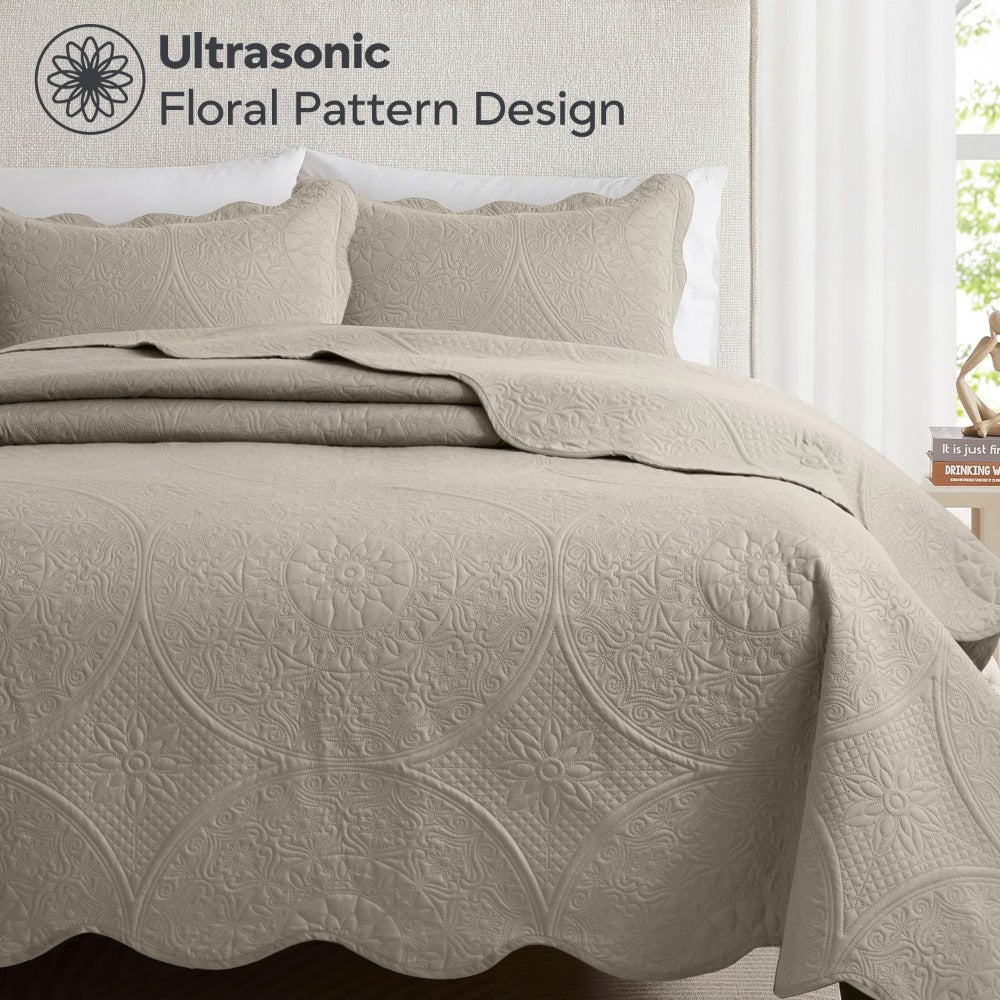 Quilted Bedspread Set 3 Piece – Soft Floral Coverlet with Pillow Shams, Lightweight Breathable Quilt for Bedroom & Guest Room, All Season Bed Cover
