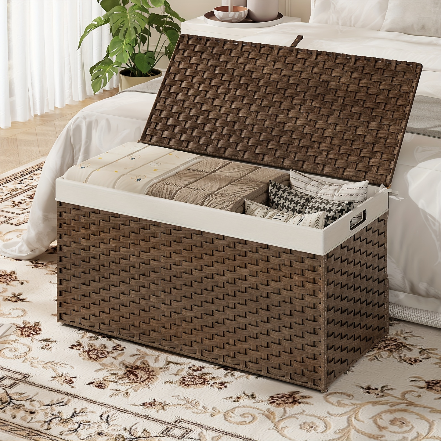 Large Storage Basket with Lid & Handles - 220L Handwoven Wicker Blanket Basket, Metal Frame, Soft Lining, Foldable for Bedroom, Laundry Room & Living Room