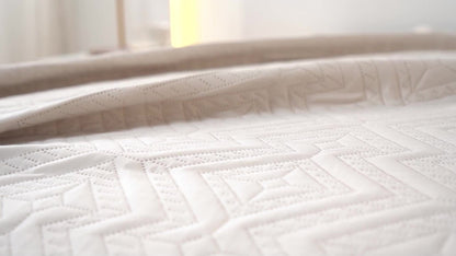 Rhombus-Pattern Three-Piece Bedspread Set in Khaki, Matcha, Blue and Grey with Twin to King Sizes