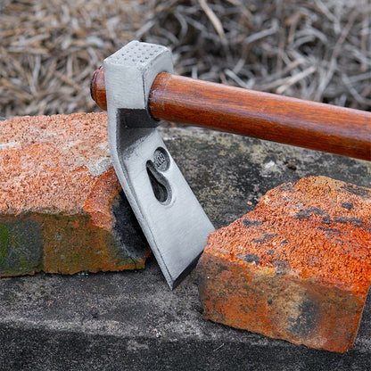 Garden Hoe Heavy Duty Carbon Steel Multi-Functional with Hammer Head for Nail Pulling High-Temp Quenched Blade for Soil Cultivation Planting Weeding