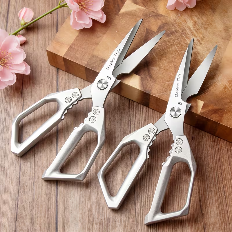Garden Scissors Minimalist Design for Home & Garden, Practical Pruning Scissors & Household Cutting Shears for Plant Trimming, Flower Cutting & Everyday Garden Use