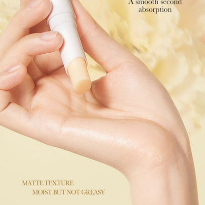 Manuka Honey and Vitamin E-Labeled Lip Care Sticks in Six-Piece or Ten-Piece Checkout Sets