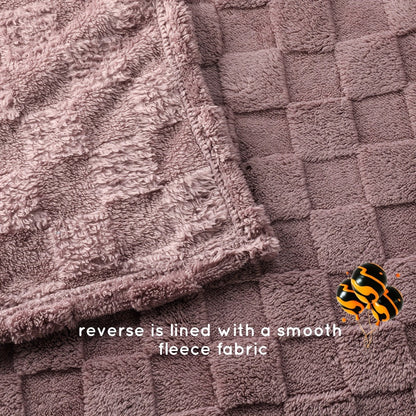 Quilted Flannel Throw Blanket – 180-200gsm Soft Warm All-Season Bed Cover, 17 Patterns, Rhinestone & Checker Designs, 2 Sizes