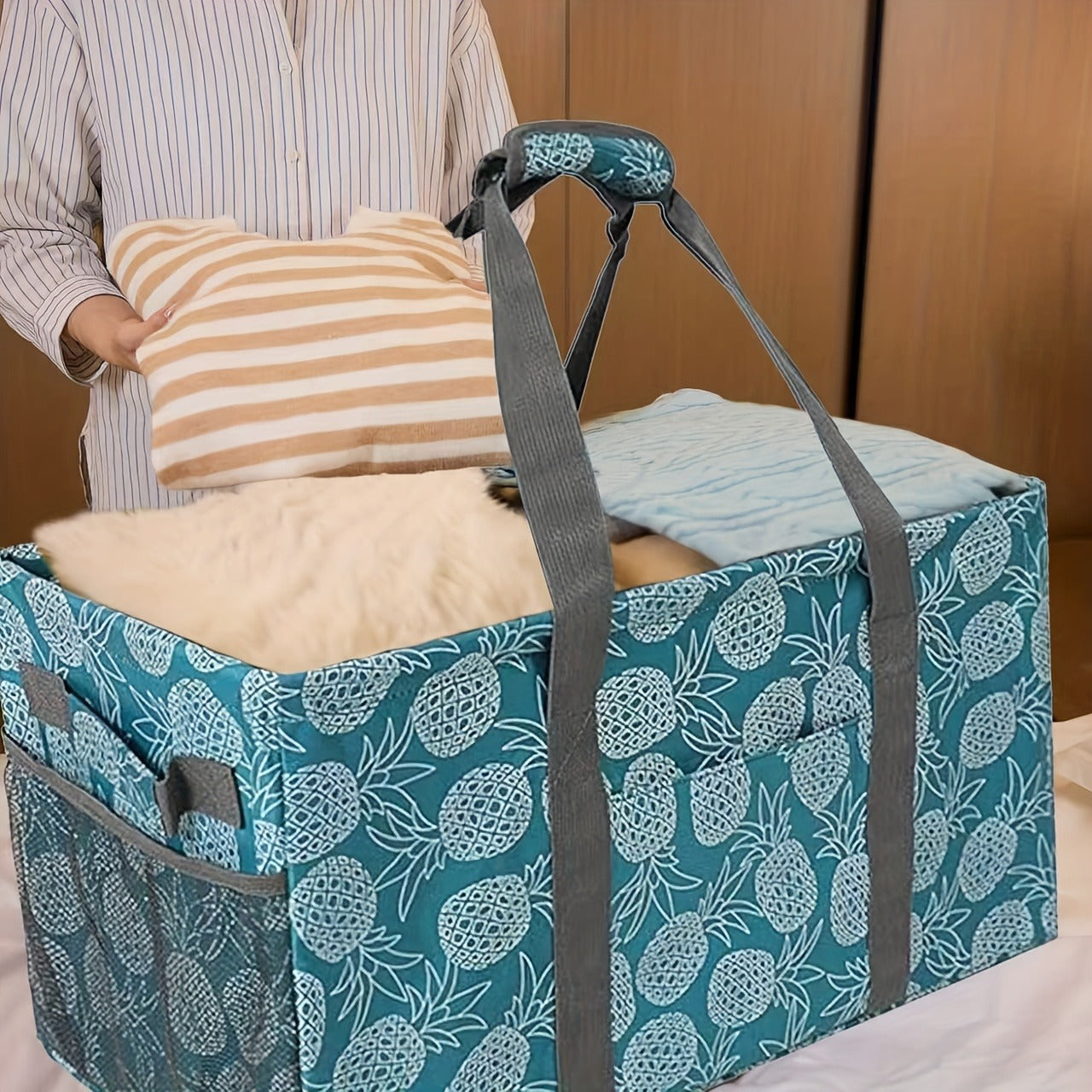 Canvas Tote Bag Oversized for Women with Multiple Pockets Foldable Reusable Grocery Shopping Bag Large Capacity for Beach Picnic Pool Storage Travel