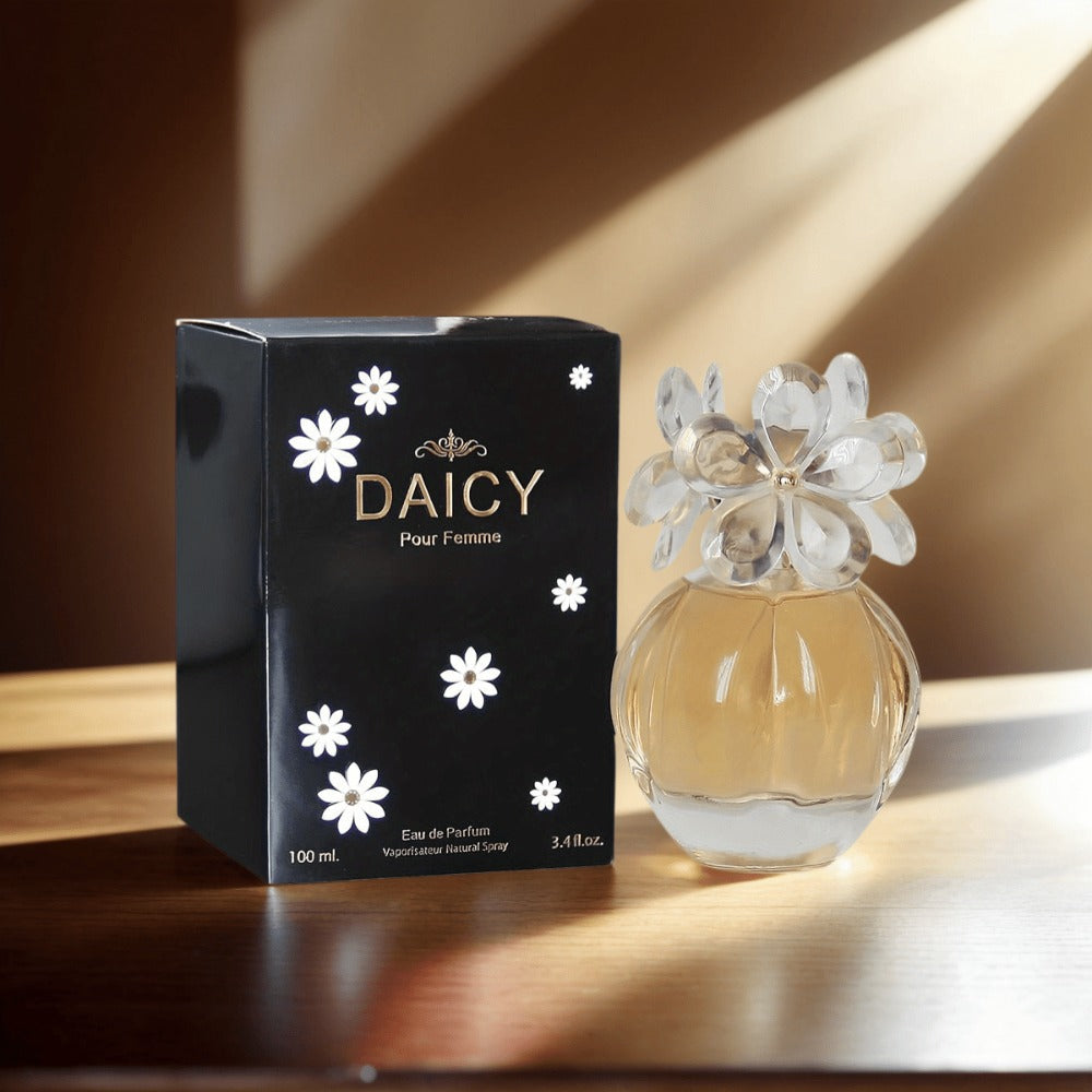 Perfume Daicy Eau de Parfum for Women 100ml in Black Star-Pattern Box with Natural Spray for Daily Wear