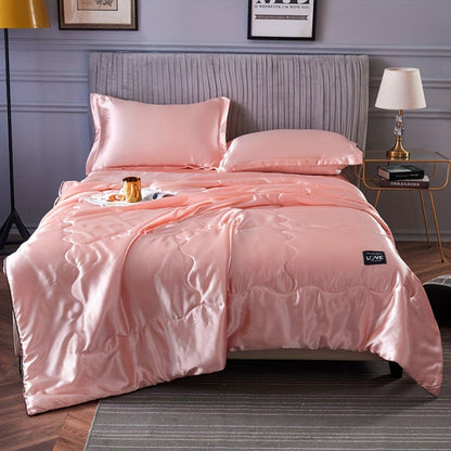 Satin-Look Summer Quilt in White, Silvery Grey, Pink or Lake Blue with Twin and Full Sizes
