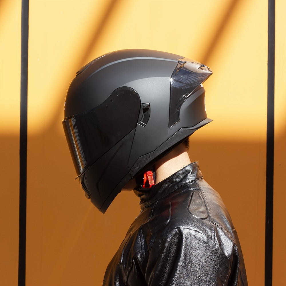 Modular Motorcycle Helmet Flip-Up Full Face – Dual Visor (Clear + Sun Visor), DOT-Style Flip Up Helmet for Men & Women, Lightweight Motorbike Helmet M/L/XL