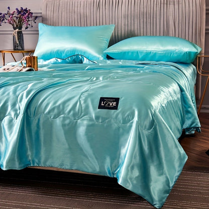 Satin-Look Summer Quilt in White, Silvery Grey, Pink or Lake Blue with Twin and Full Sizes